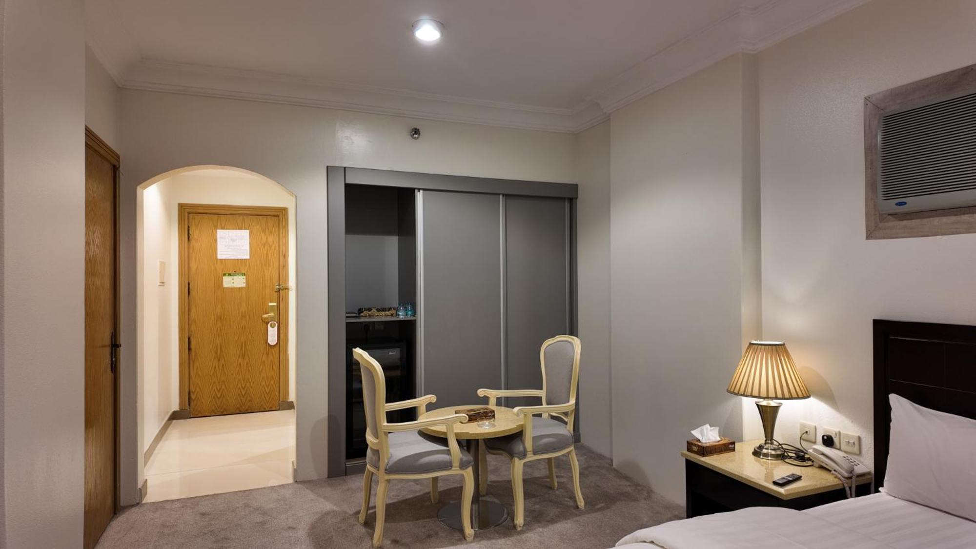 Al Furat Madayin Hotel Riyadh Exterior photo